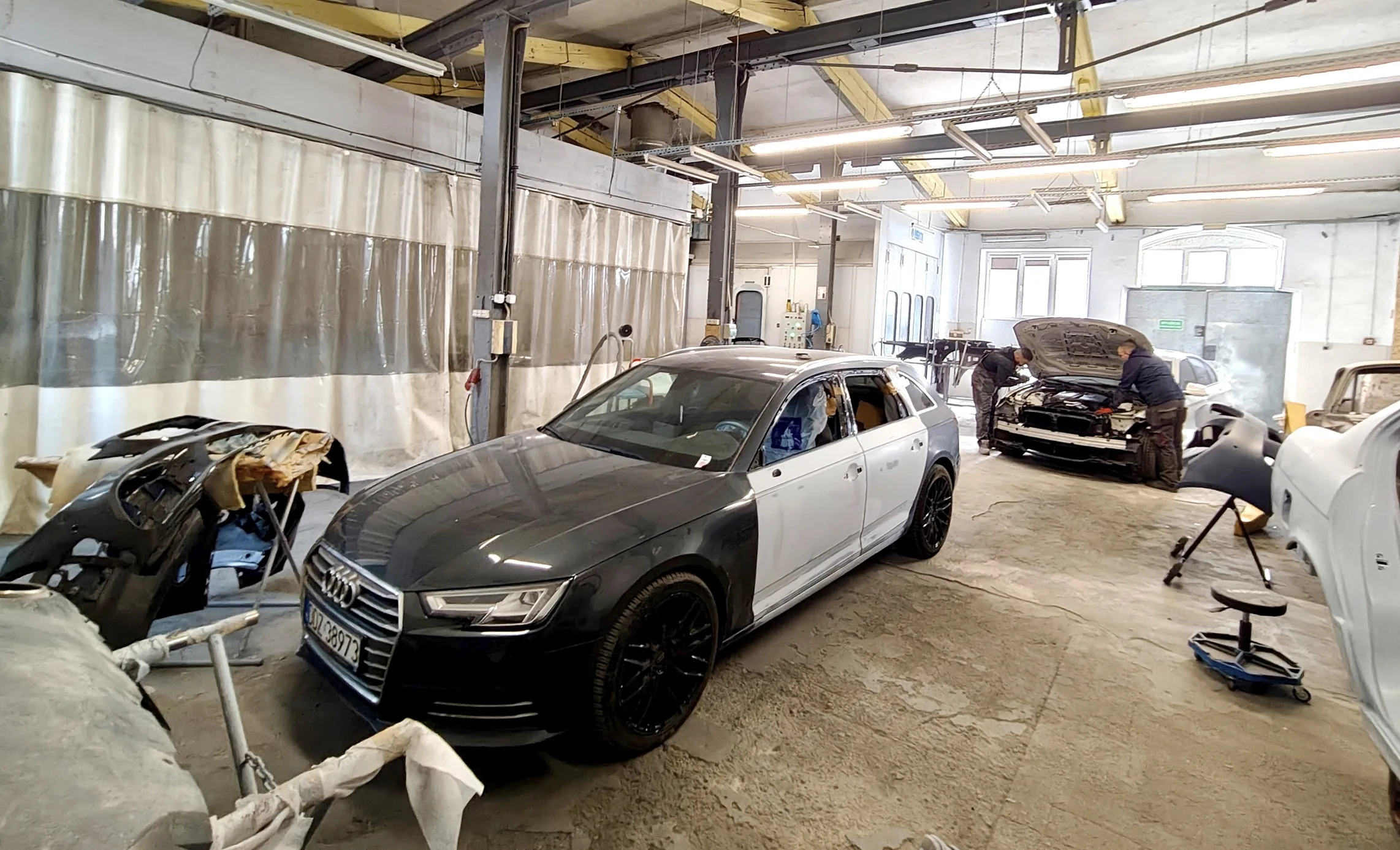 Naprawa powypadkowa samochodu sprowadzonego z USA w warsztacie RMK Auto Serwis
